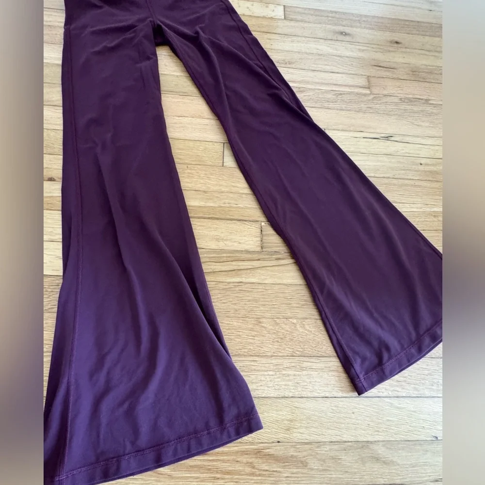 Athleta Burgandy Maroon Elation Flare Pants Size Small - Picture 2 of 6